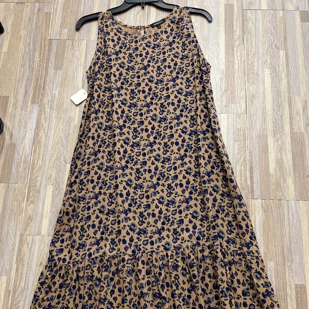 ELLE SIZE 6 TAAN/BLACK FLORAL PRINT! BEAUTIFUL QUILITY MATERIAL! GREAT CONDITION